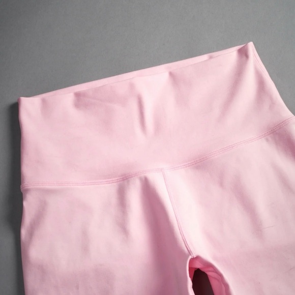 Her Mark Loyalty Pump Energy Shorts - Picture 7 of 13